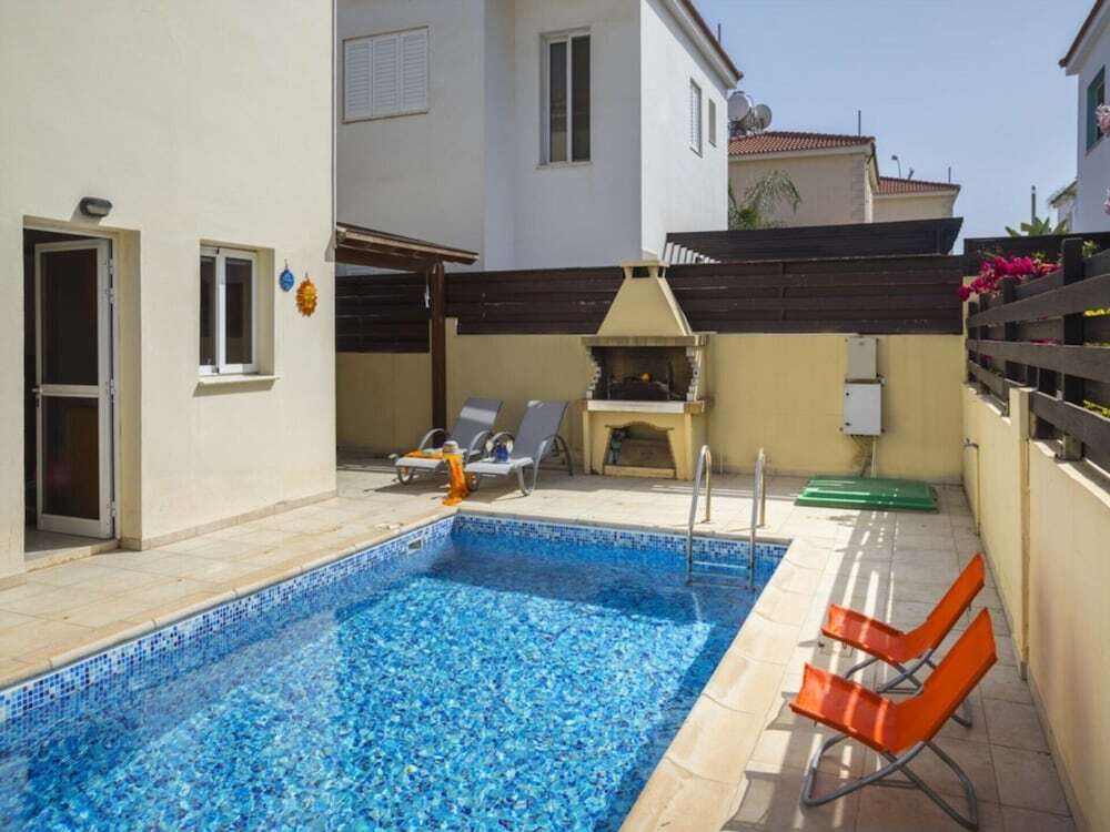 Паралимни: Beautiful Villa With Private Pool, Protaras Villa 1010