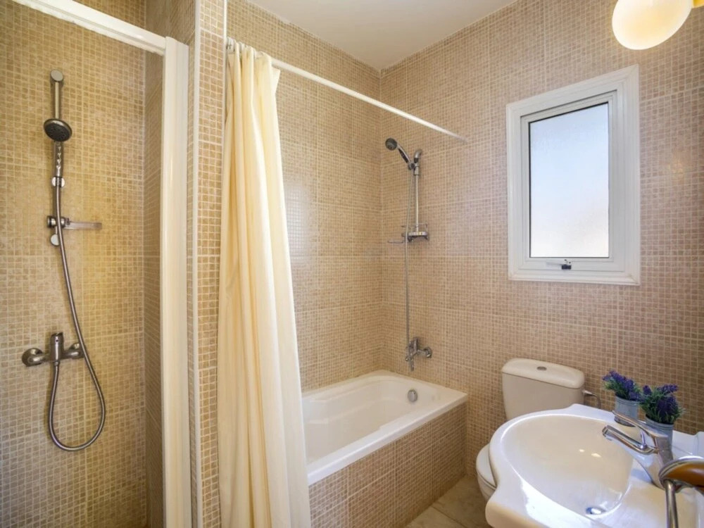 Паралимни: Beautiful Villa With Private Pool, Protaras Villa 1010