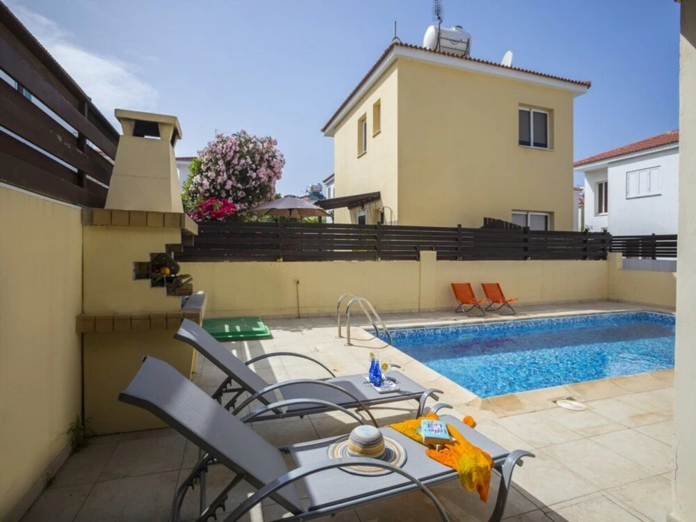 Паралимни: Beautiful Villa With Private Pool, Protaras Villa 1010