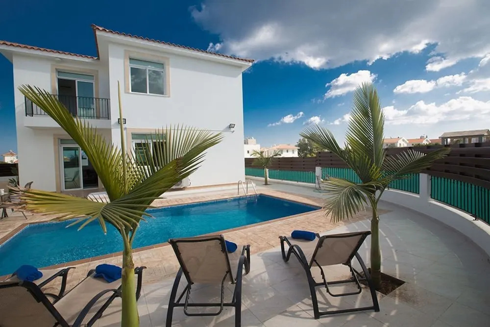 Протарас: Villa for Rent in Protaras 1273