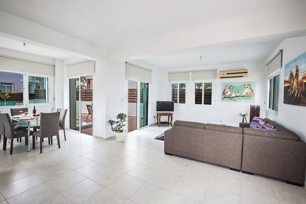 Протарас: Villa for Rent in Protaras 1273