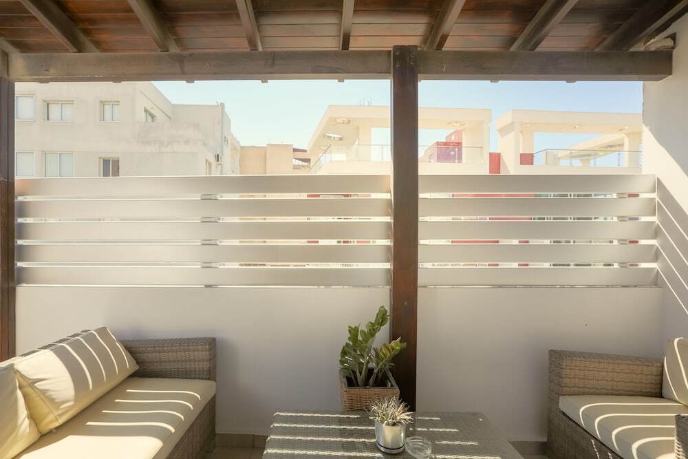 Ларнака: Yiolanda - 2BR - City Center