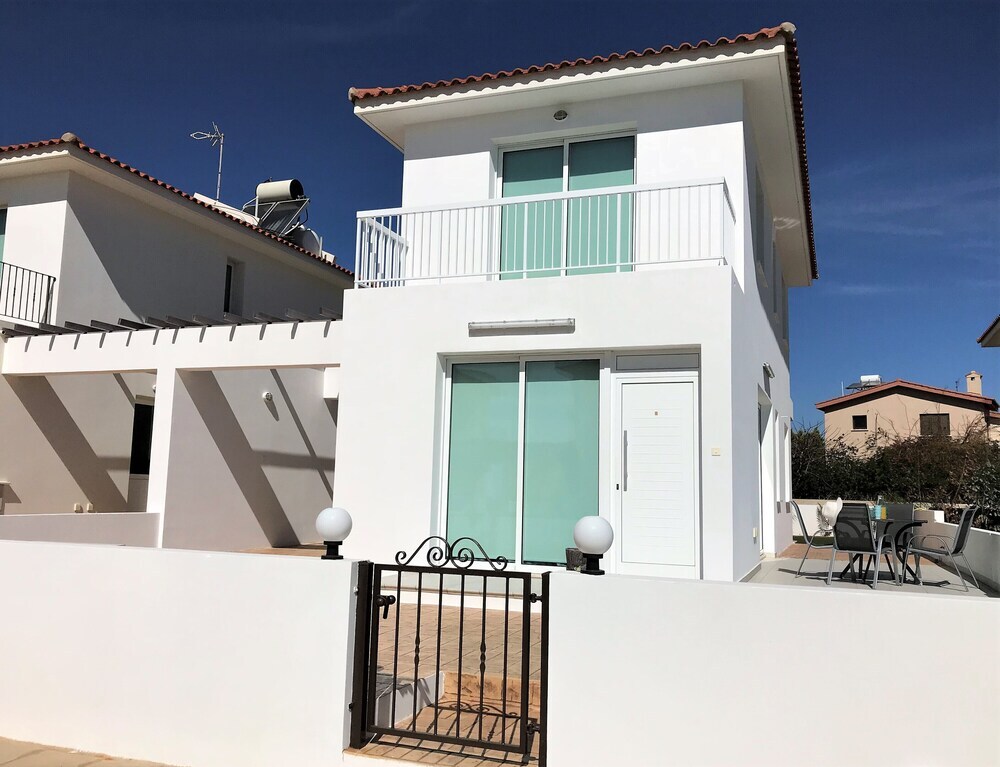 Айя-Напа: Villa Almyra Ayia Napa DPS02- Three Bed Villa with sea view