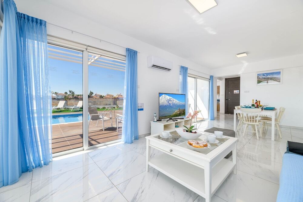 Айя-Напа: Infinity View Villa