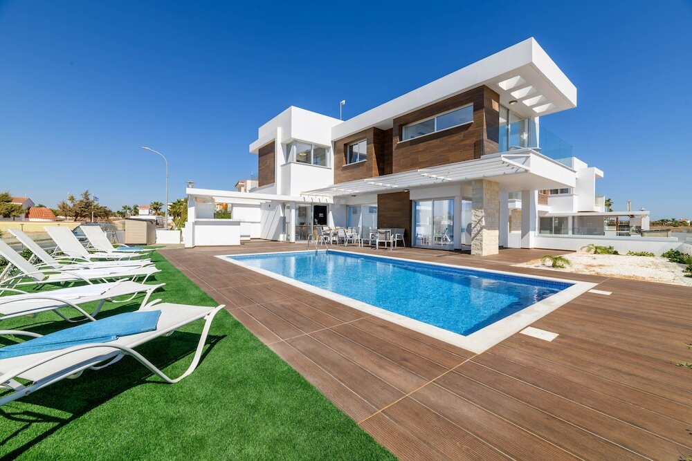 Айя-Напа: Infinity View Villa