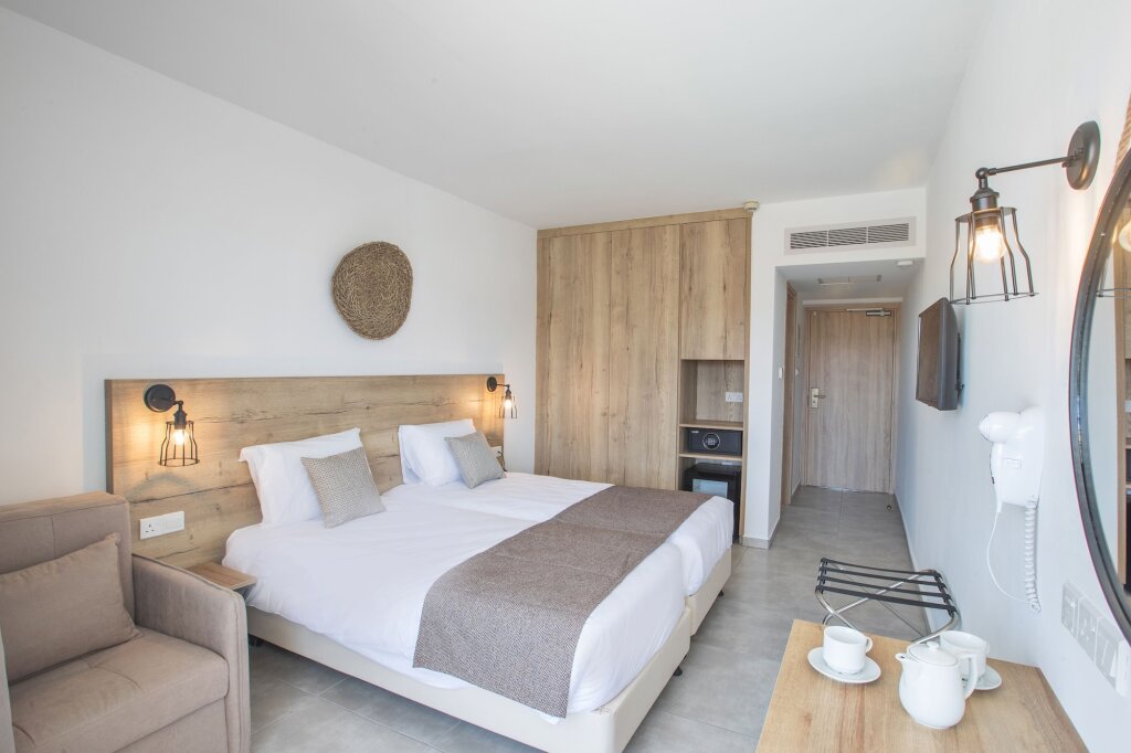 Протарас: Bohemian Gardens Hotel