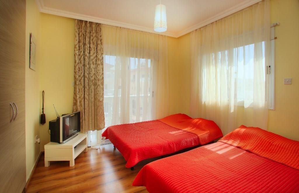 Айя-Напа: 2 Br Villa Loreana - Chg 8920