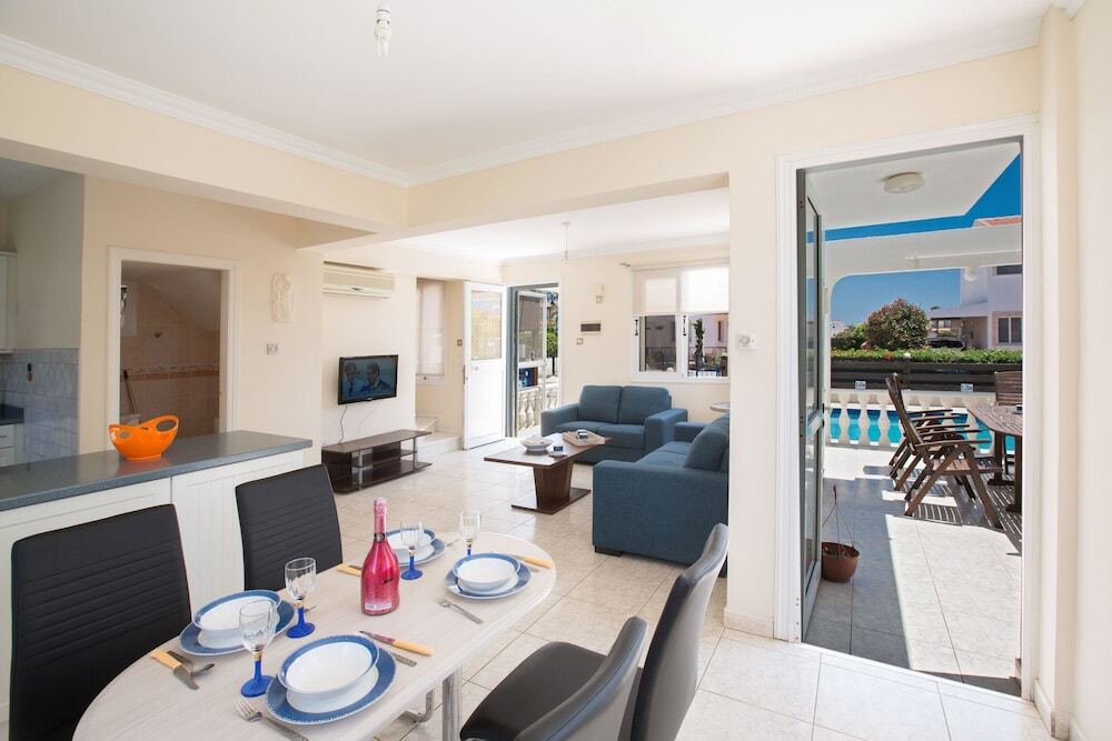 Айя-Напа: Cyprus Villa Tg12 Gold