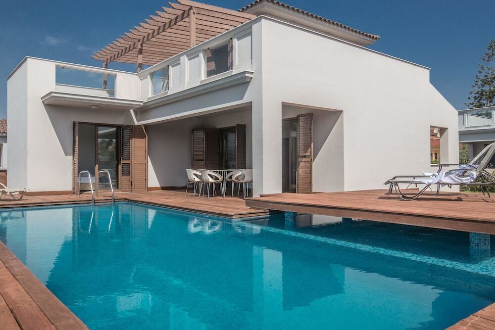 Айя-Напа: Celebrity Villa Scotty T I3