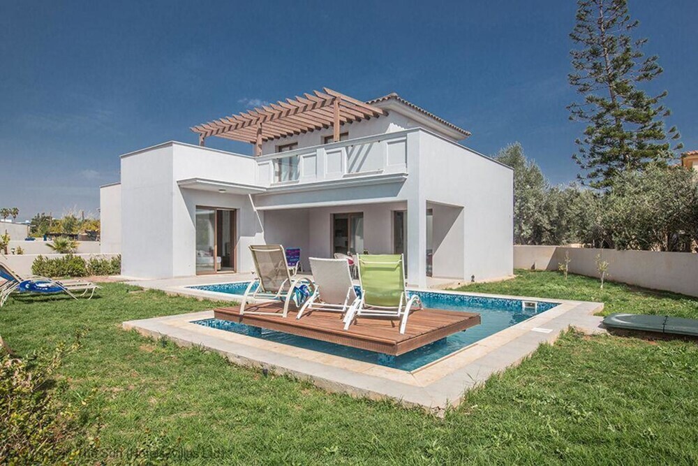 Айя-Напа: Celebrity Villa Scotty T D2