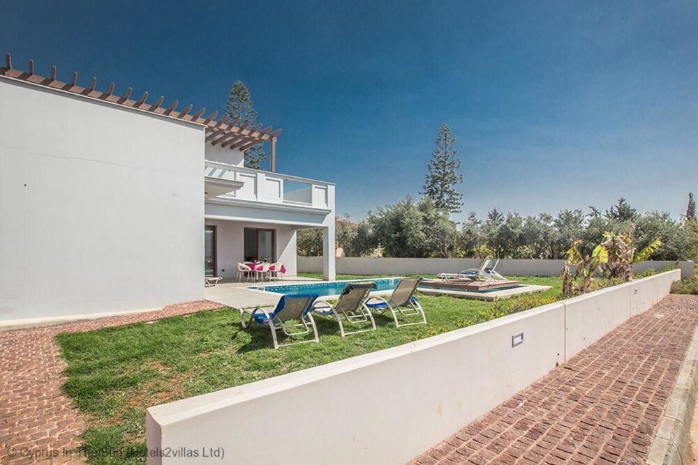 Айя-Напа: Celebrity Villa Scotty T D2