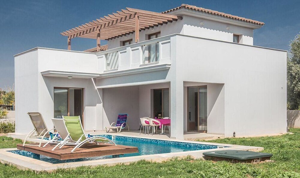 Айя-Напа: Celebrity Villa Scotty T D2