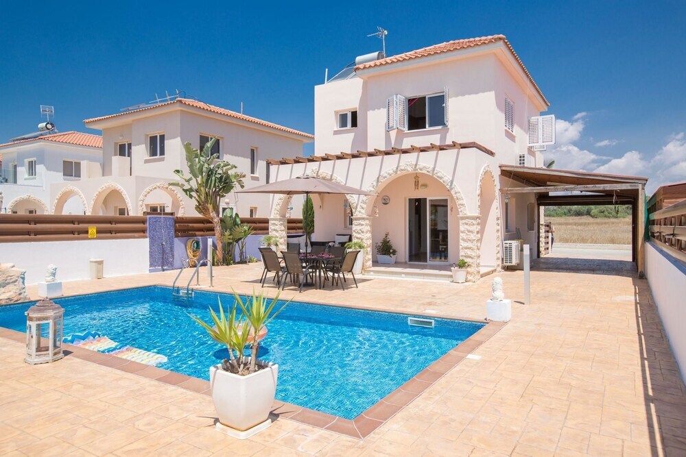 Айя-Напа: Cyprus Villa AK2 Gold