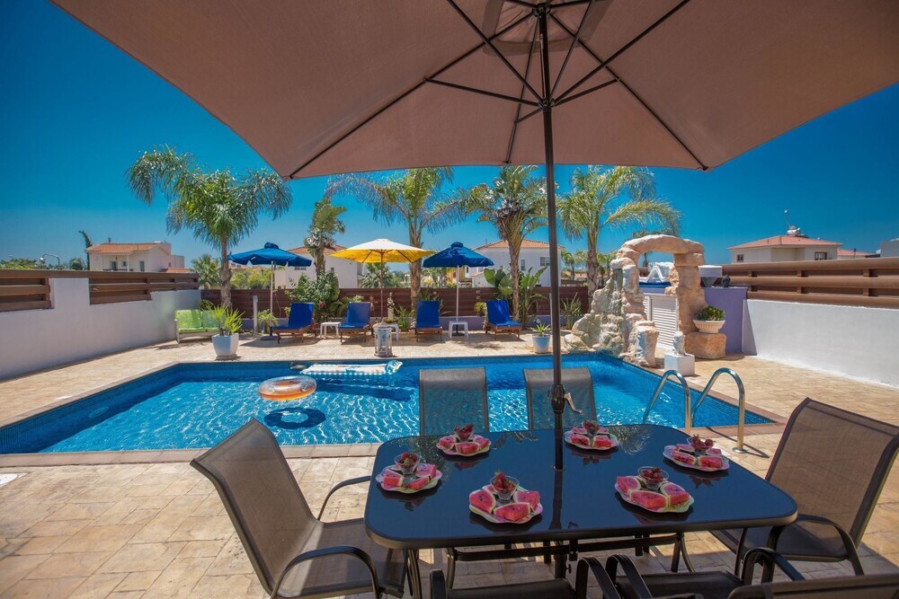 Айя-Напа: Cyprus Villa AK2 Gold