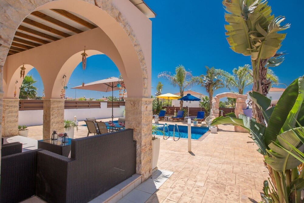 Айя-Напа: Cyprus Villa AK2 Gold