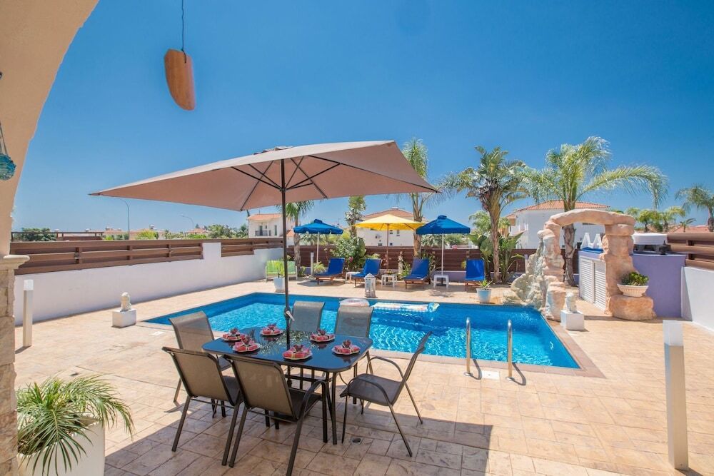 Айя-Напа: Cyprus Villa AK2 Gold