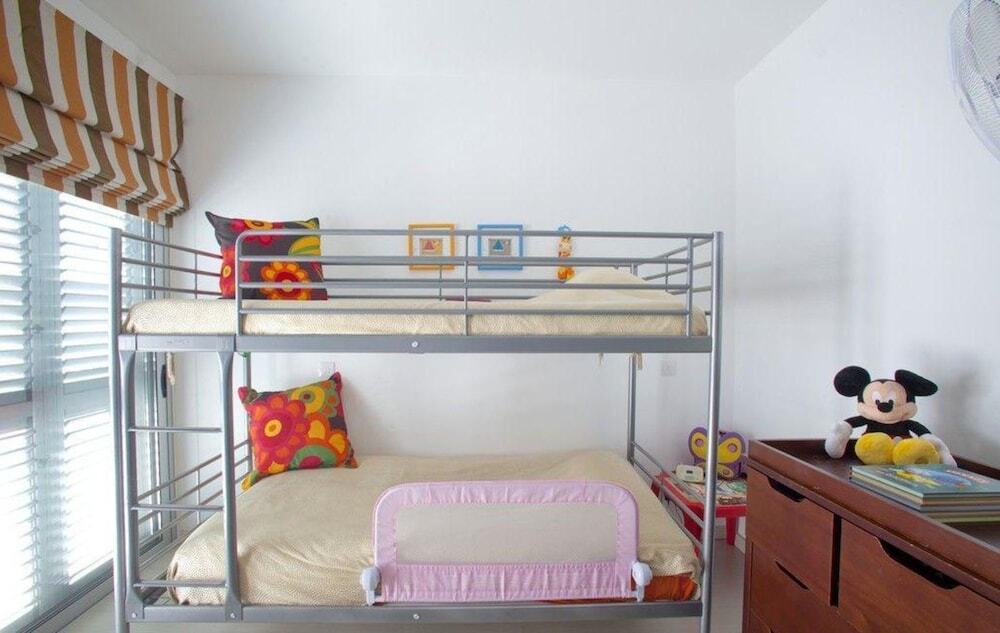 Паралимни: Apartment Trident 4 Gold