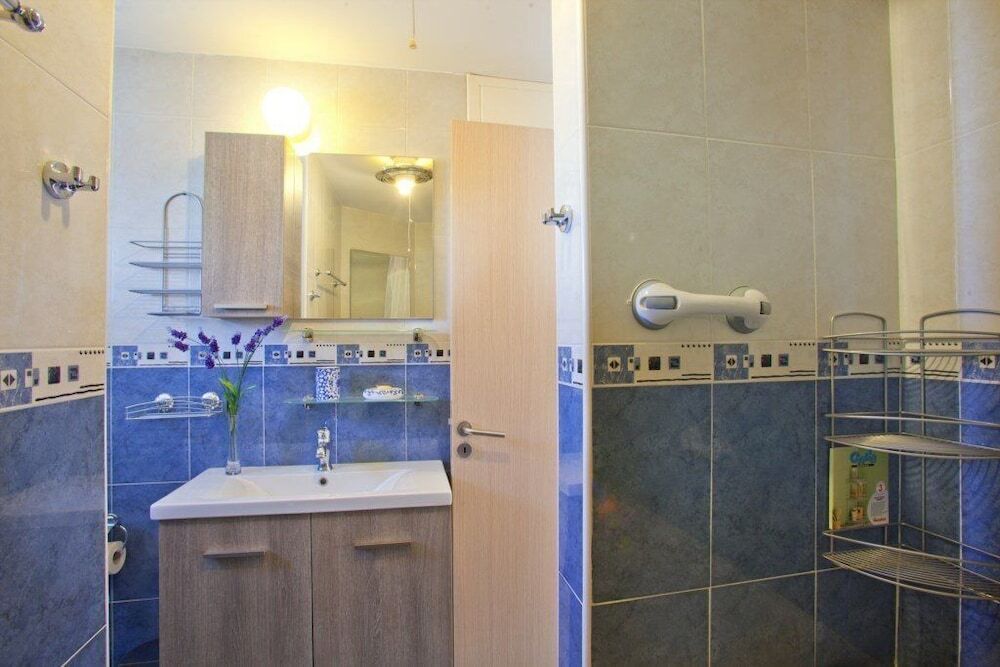 Айя-Напа: Cyprus Villa Near the Beach, Sotira Villa 1001