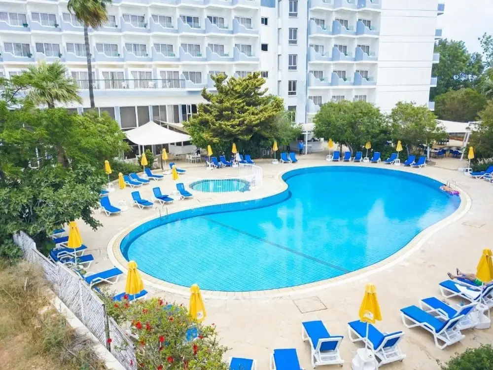 Протарас: Villa for Rent in Protaras 1225