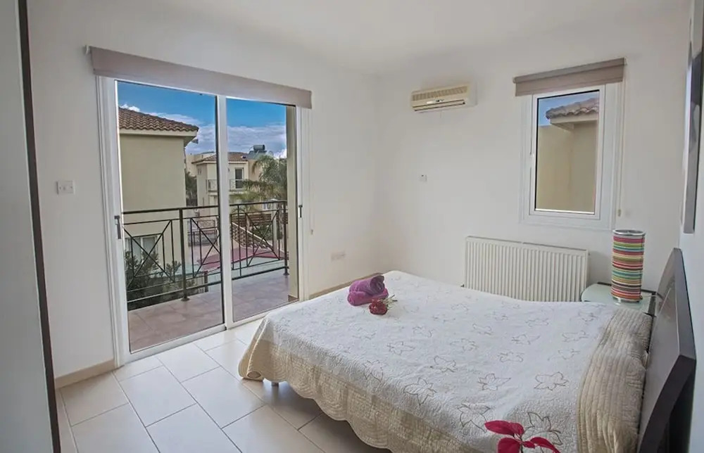 Паралимни: Cyprus Villa Near the Beach, Paralimni Villa 1198