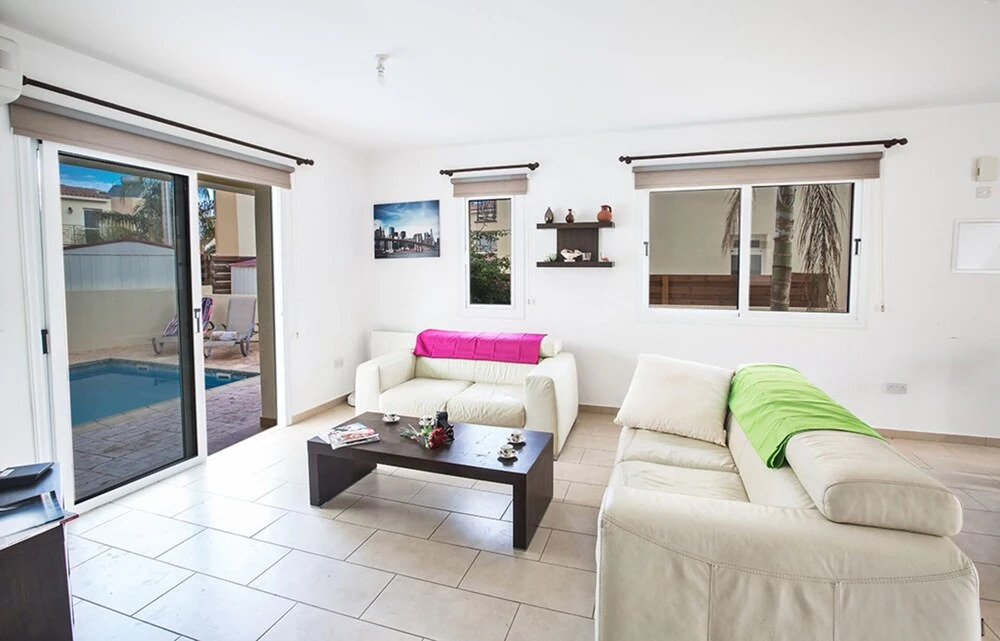 Паралимни: Cyprus Villa Near the Beach, Paralimni Villa 1198