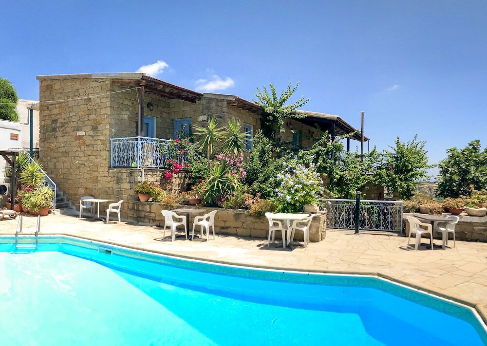 Точни: Mespilo Panoramic 1br Apartments B&B