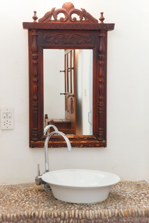 Точни: Vasilikos Traditional 2br Apartments