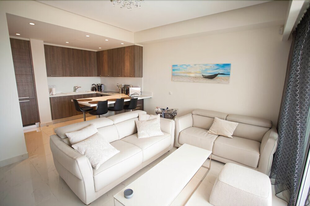 Лимассол: Nerreids Apartment E32 by Ezoria Holiday Rentals