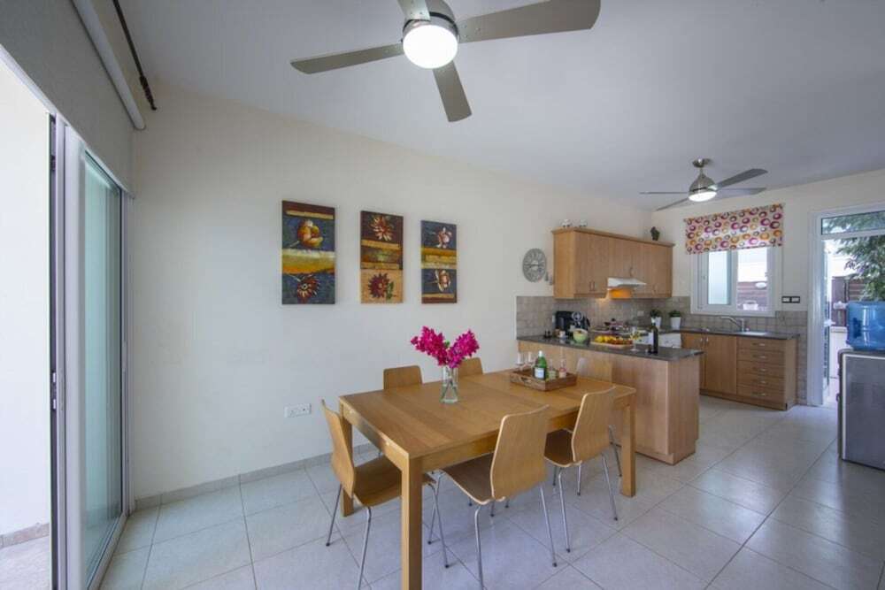 Паралимни: Villa for Rent in Protaras 1133