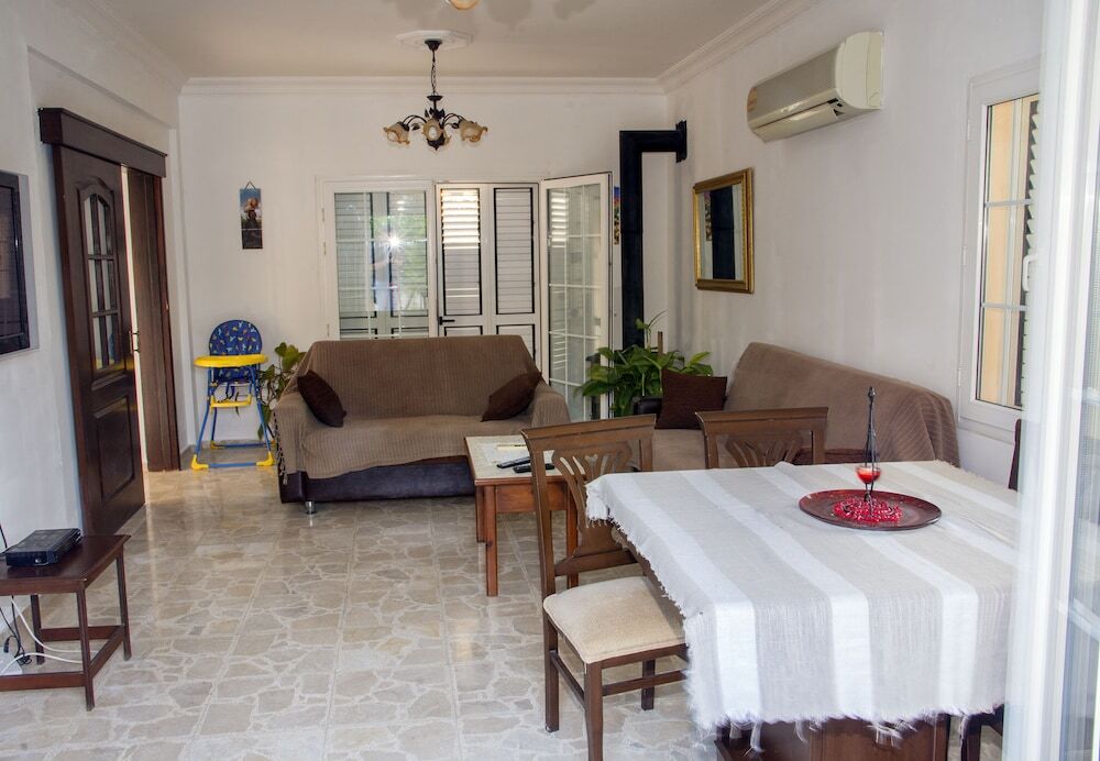 Алсанджак: Fruit Tree Villa 3 Double Bedrooms With Spectacular Mountain Sea View