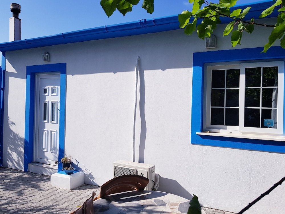 Алсанджак: Pomegranate Cottage 1 Double Bedroom With Spectacular Mountain Sea View