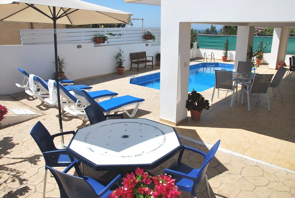 Помос: Pomos Villa - Only 50m to the Sea, Picturesque - Tranquil Area, Paphos