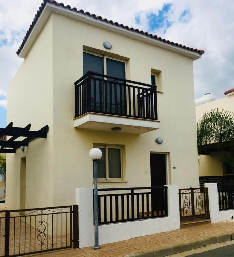 Паралимни: Villa Menelaos No. 25