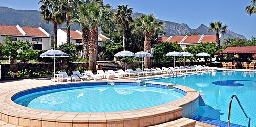 Алсанджак: Almond Holiday Village