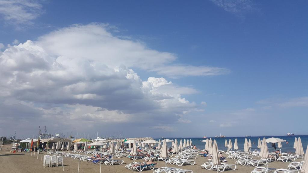 Ларнака: Alex Beach Apartment 33