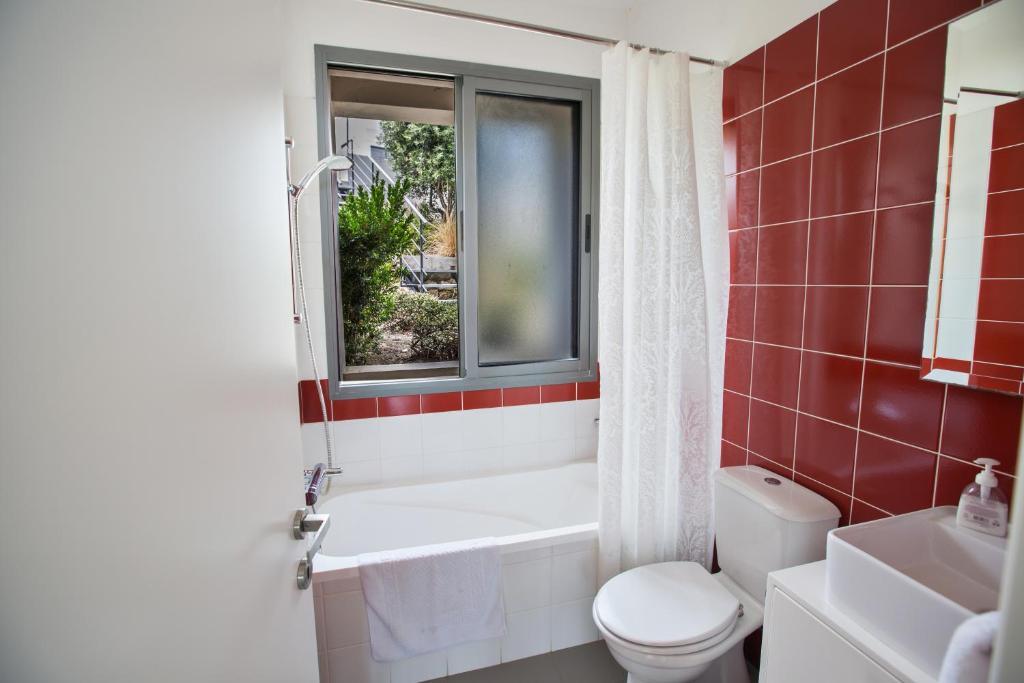 Нео Хорио: Esprit Villa 21