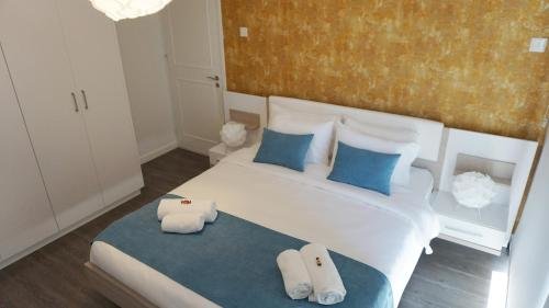 Ларнака: Lazuli Beachfront Apartment 144