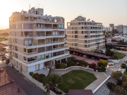 Lazuli Beachfront Apartment 144 — фото 1