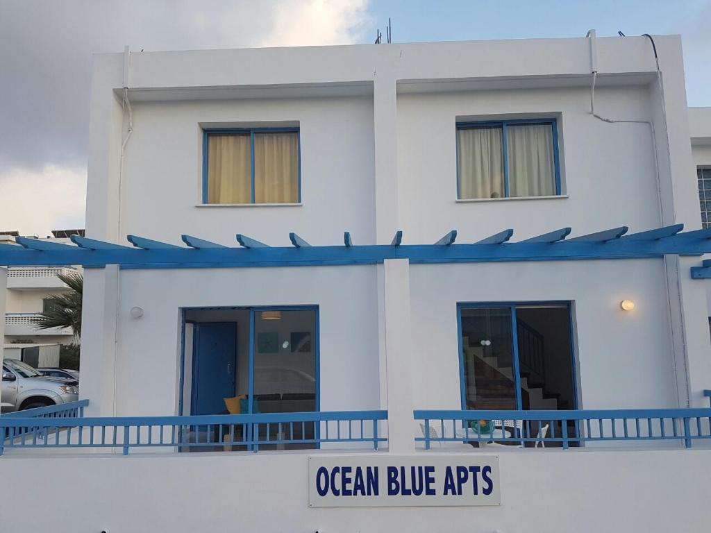 Пафос: Ocean Blue Apartments