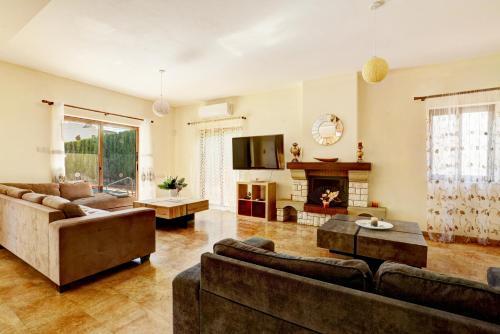 Айя-Напа: Villa Eva