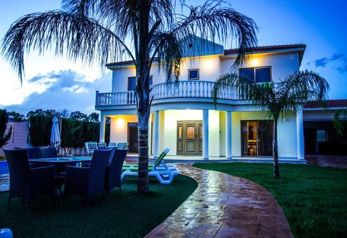 Айя-Напа: Villa Eva