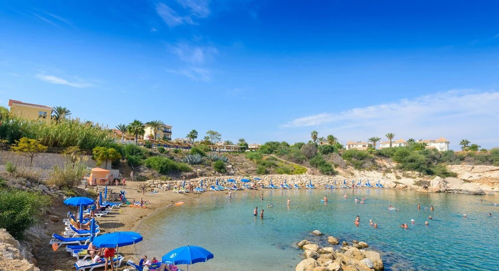 Паралимни: Blue Water Bay Villas