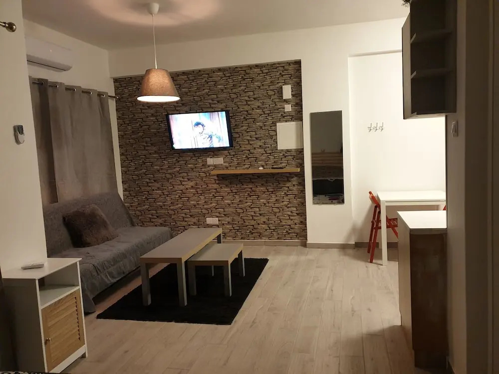 Гермасойя: Mylos Court Apartments