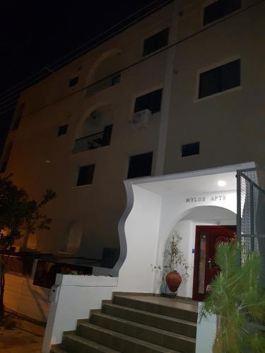 Гермасойя: Mylos Court Apartments