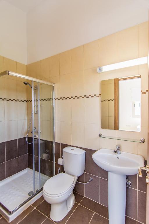 Полис Хрисохус: Green Valley Villa V8, Walking Distance To Polis