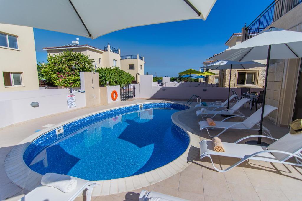 Полис Хрисохус: Green Valley Villa V8, Walking Distance To Polis