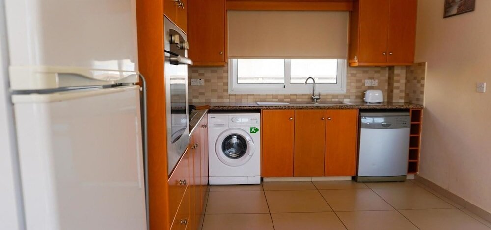 carousel image 0