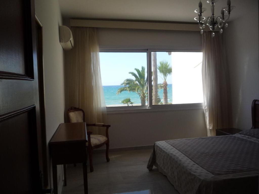 Ларнака: Sandy Beach Apt 26