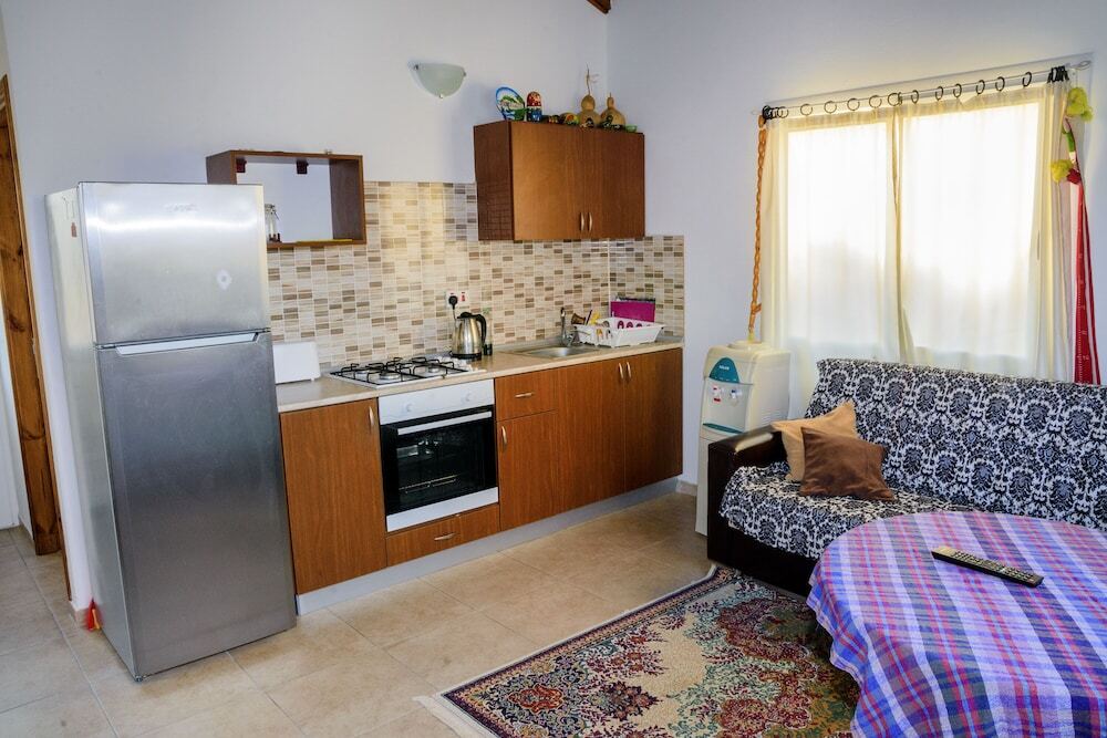 Алсанджак: Seaside House 2 Double Bedrooms With Spectacular Mountain Sea View