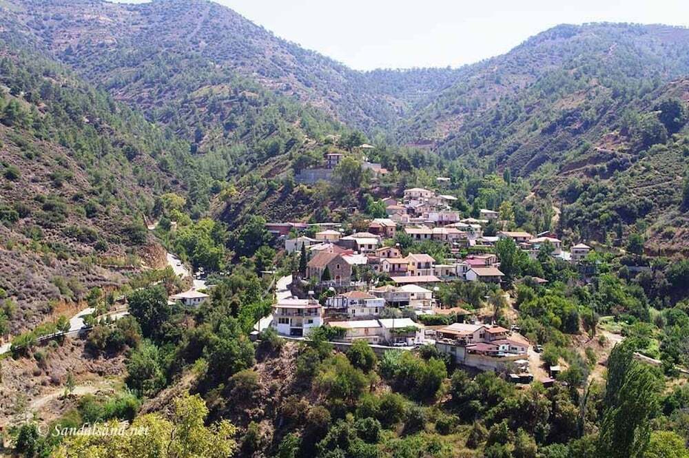 The Secret to Enjoying Your Traditional Holiday Cottage, Nicosia Cottage 1004 — фото 4